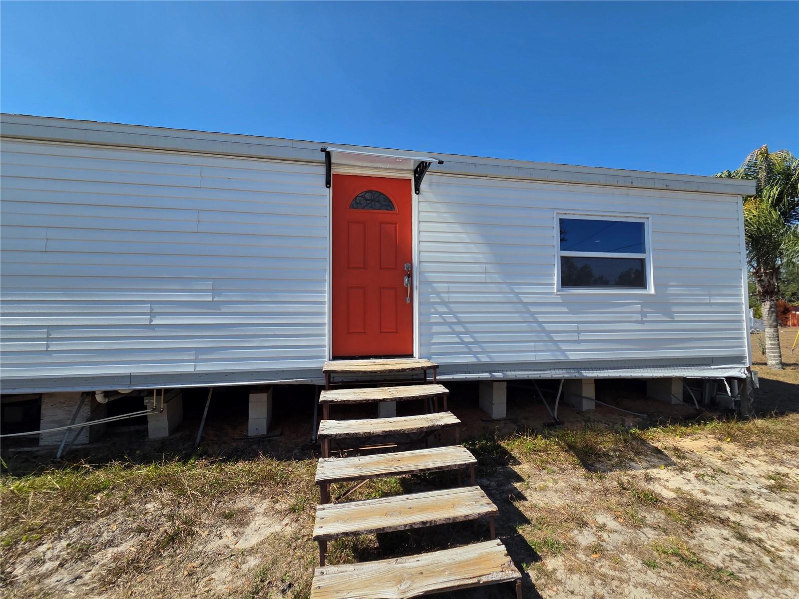 Image 3 of 23 For 1040 Frostproof Road