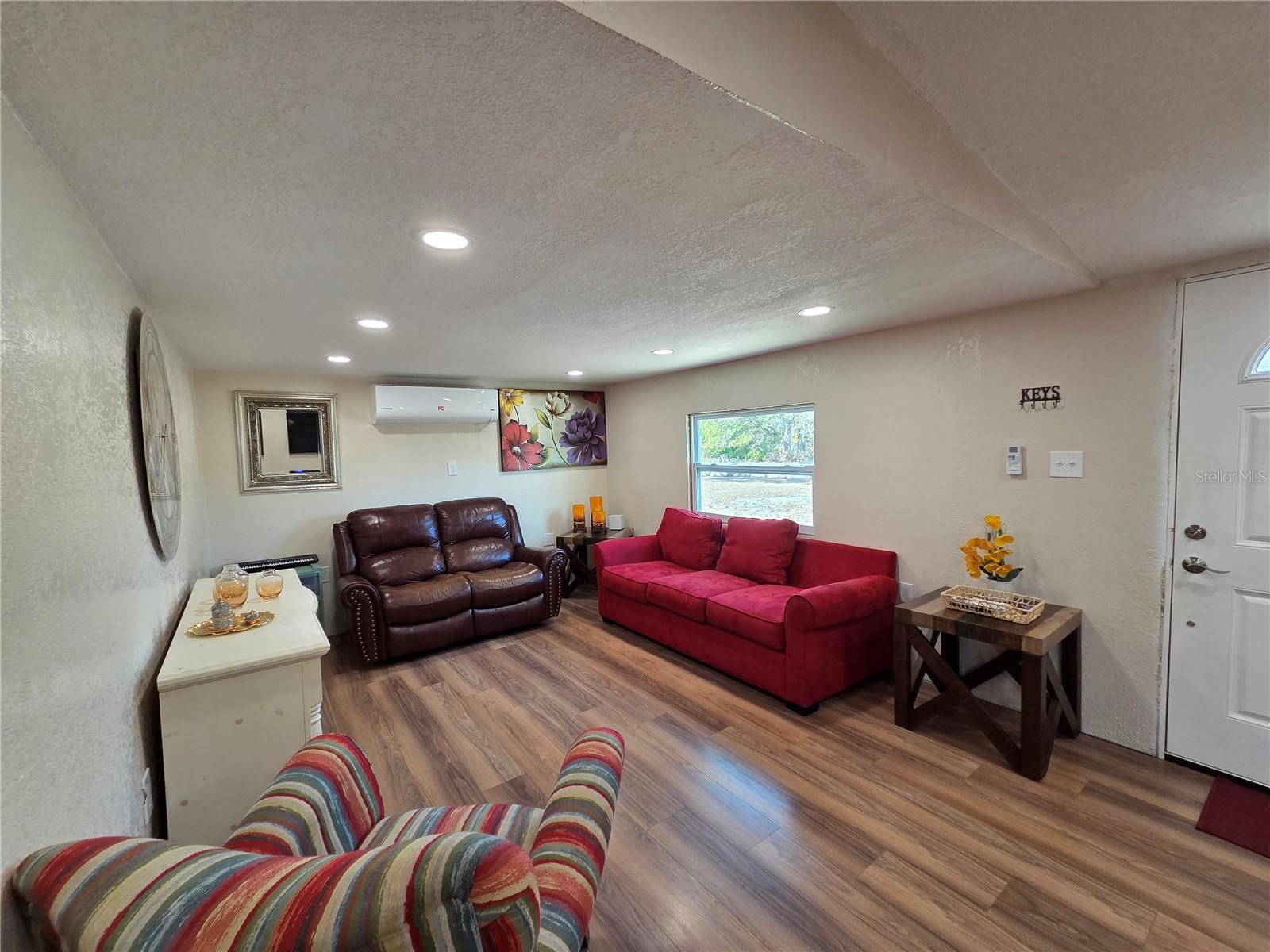 Image 4 of 23 For 1040 Frostproof Road