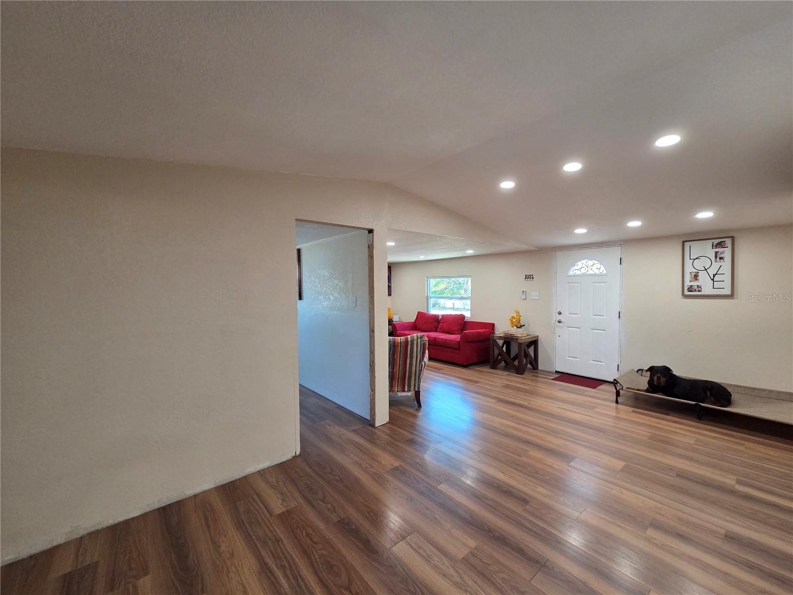 Image 6 of 23 For 1040 Frostproof Road