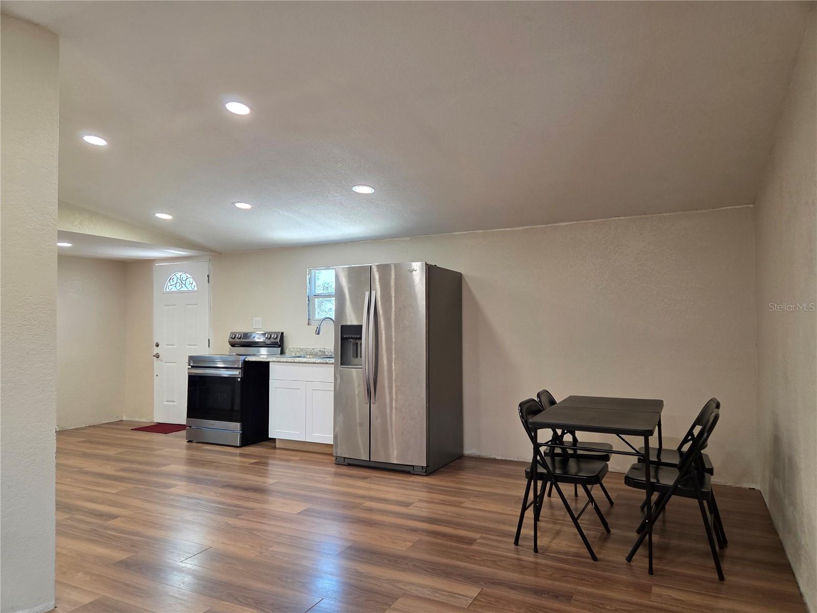 Image 7 of 23 For 1040 Frostproof Road