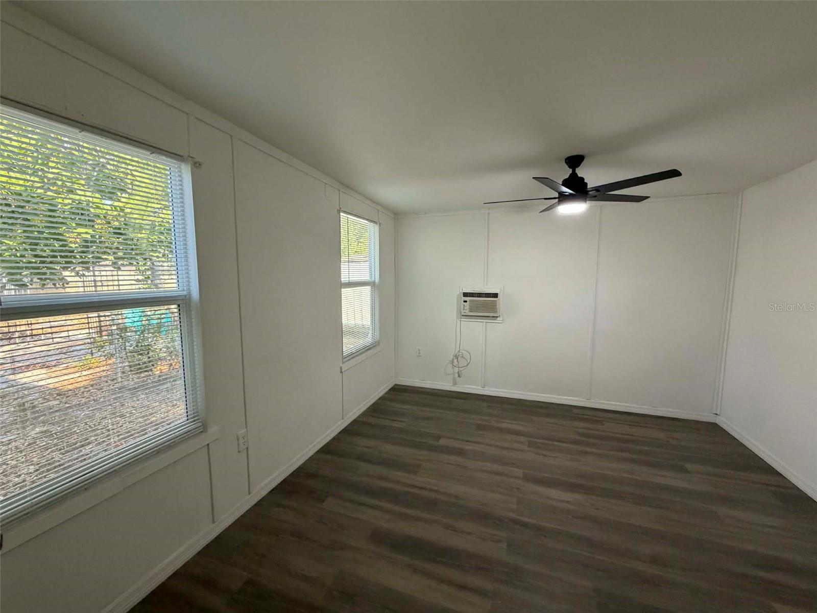 Image 12 of 22 For 4711 10th Avenue S