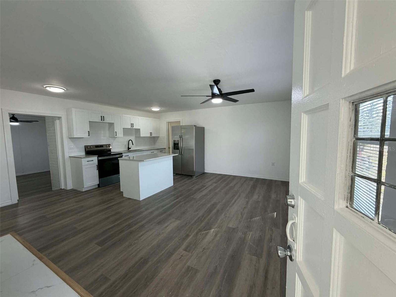 Image 4 of 22 For 4711 10th Avenue S