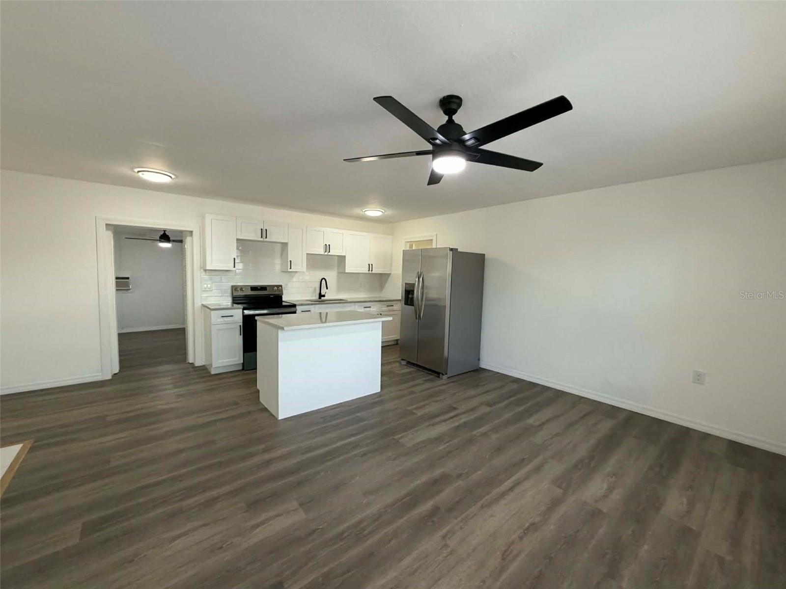 Image 5 of 22 For 4711 10th Avenue S