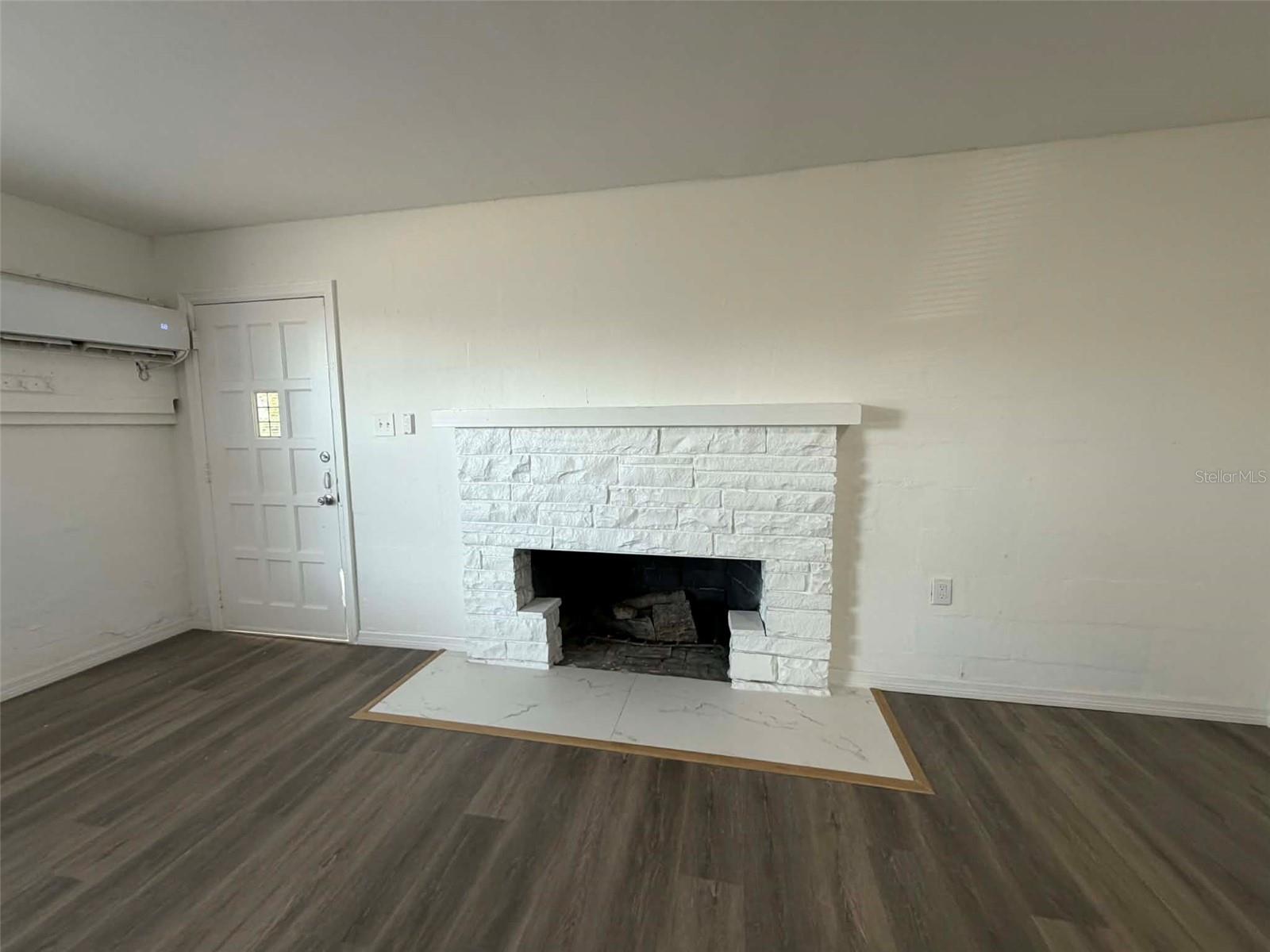 Image 7 of 22 For 4711 10th Avenue S