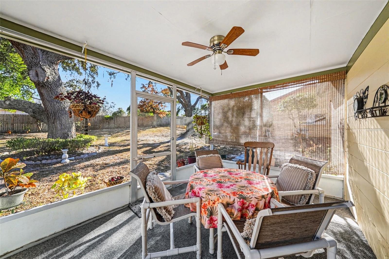 Image 17 of 29 For 11116 Marquette Street