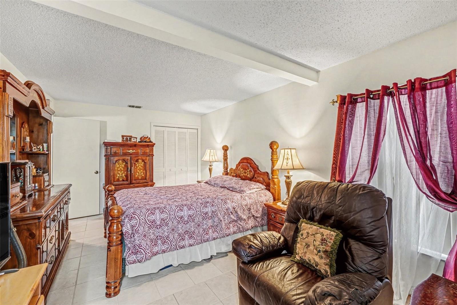 Image 19 of 29 For 11116 Marquette Street