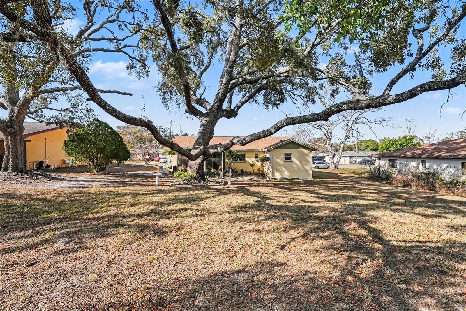 Image 25 of 29 For 11116 Marquette Street