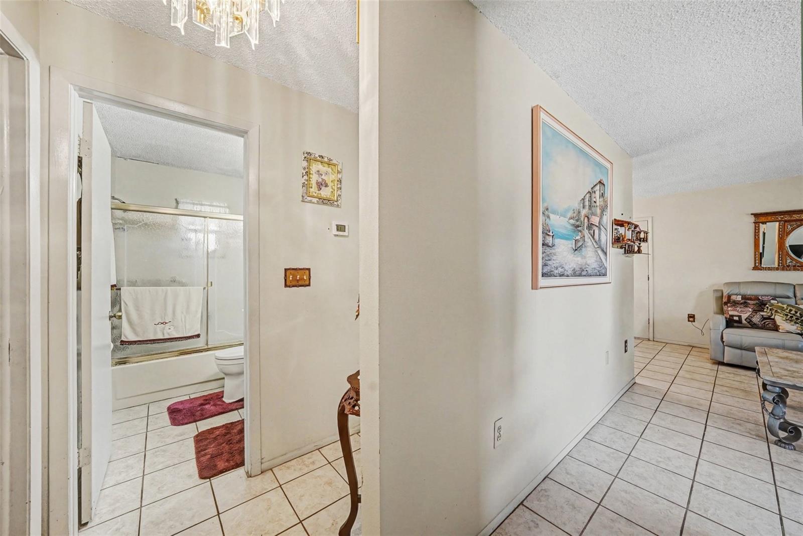 Image 7 of 29 For 11116 Marquette Street