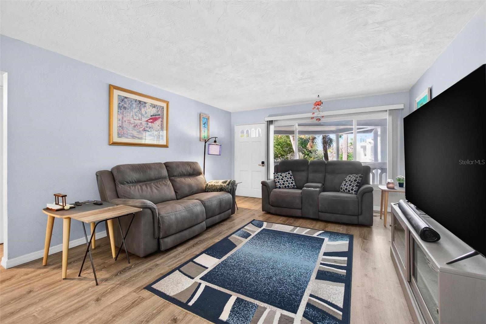 Image 4 of 40 For 2021 Australia Way W 39