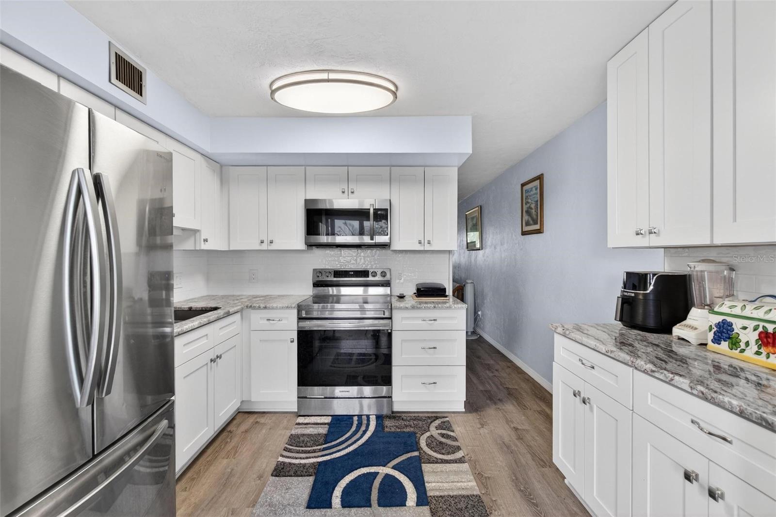 Image 8 of 40 For 2021 Australia Way W 39