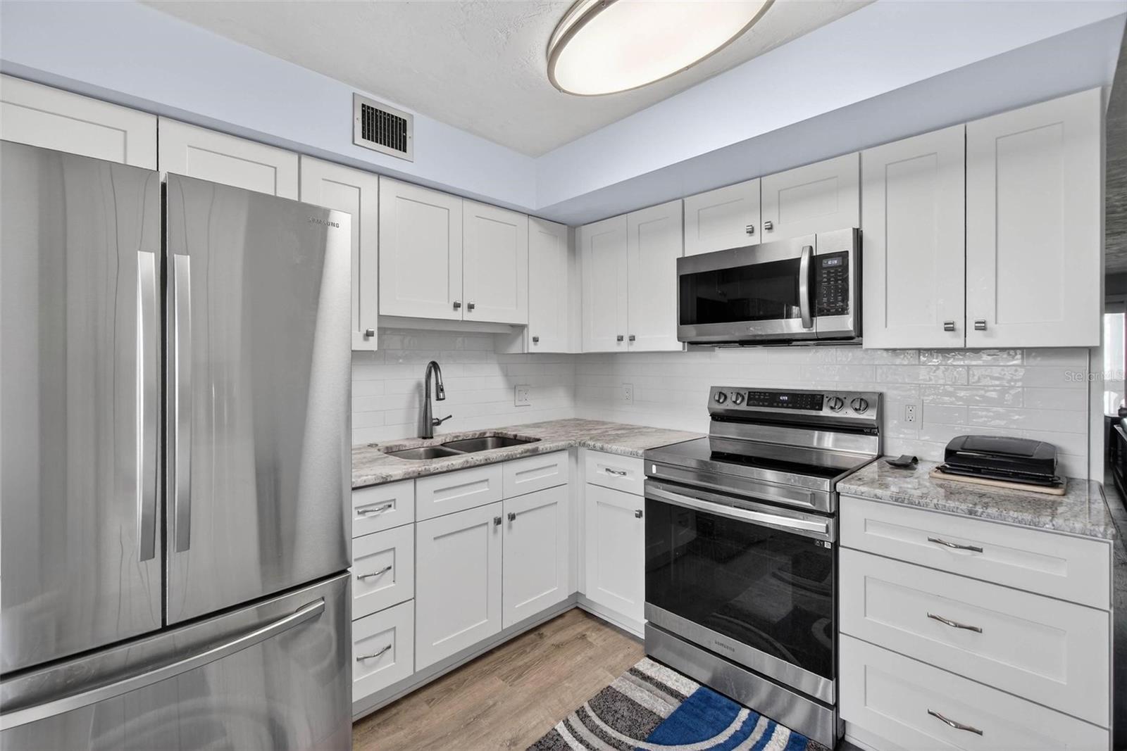 Image 9 of 40 For 2021 Australia Way W 39