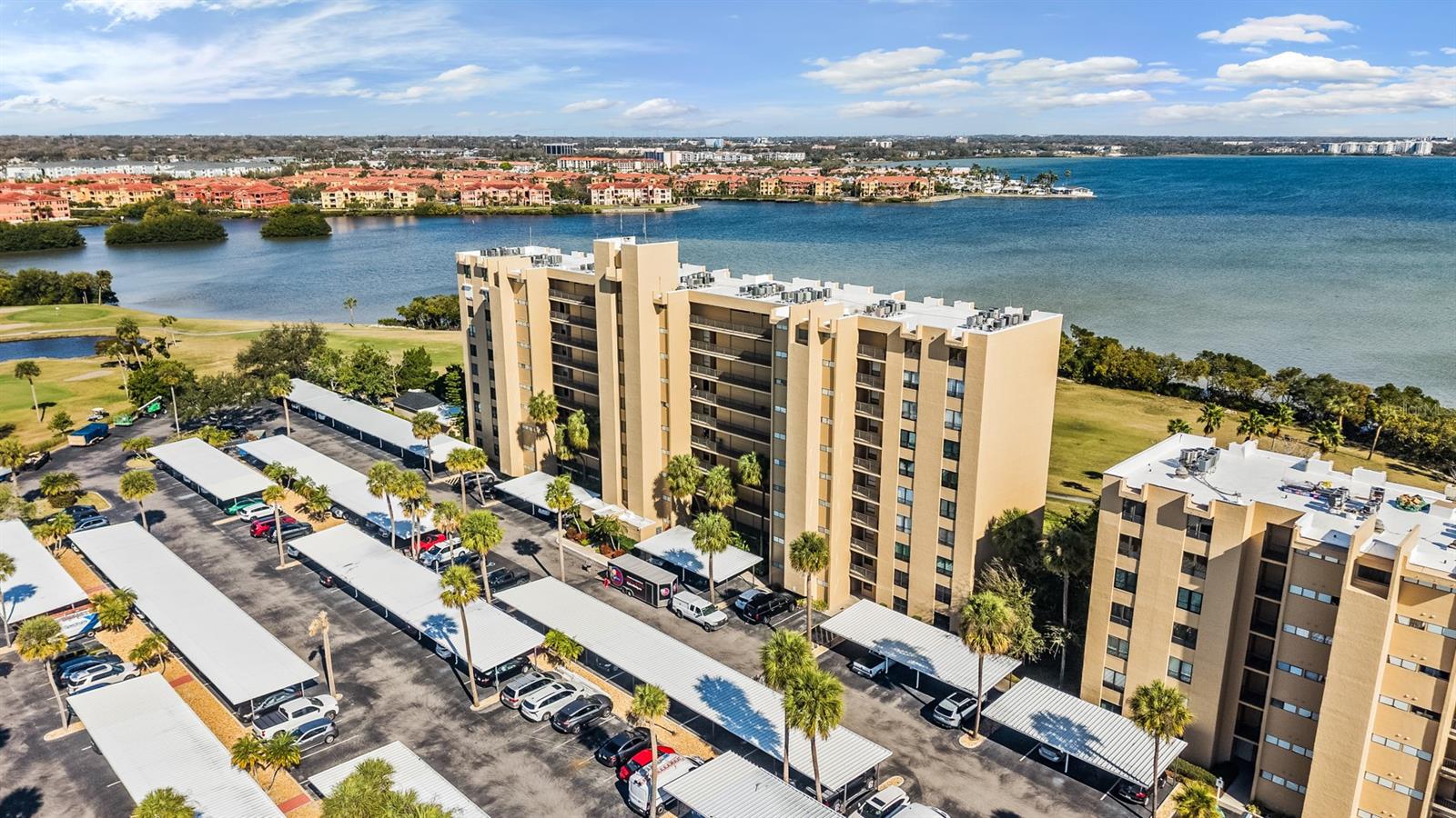 Image 25 of 46 For 2618 Cove Cay Drive 204