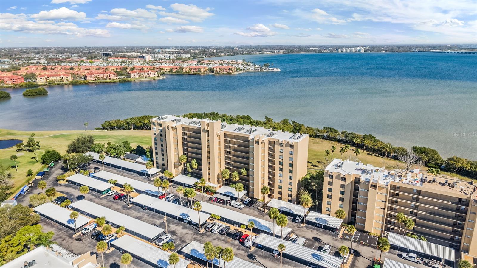 Image 30 of 46 For 2618 Cove Cay Drive 204