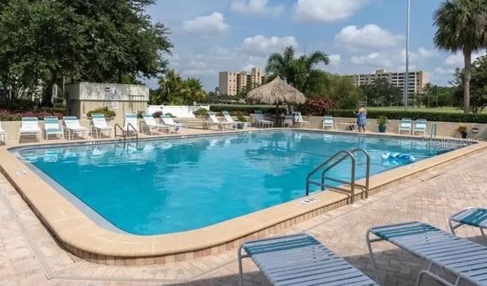 Image 32 of 46 For 2618 Cove Cay Drive 204