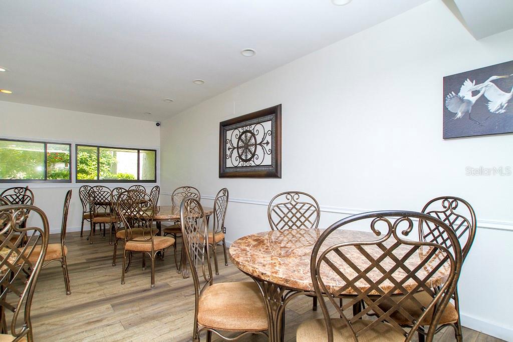 Image 38 of 46 For 2618 Cove Cay Drive 204