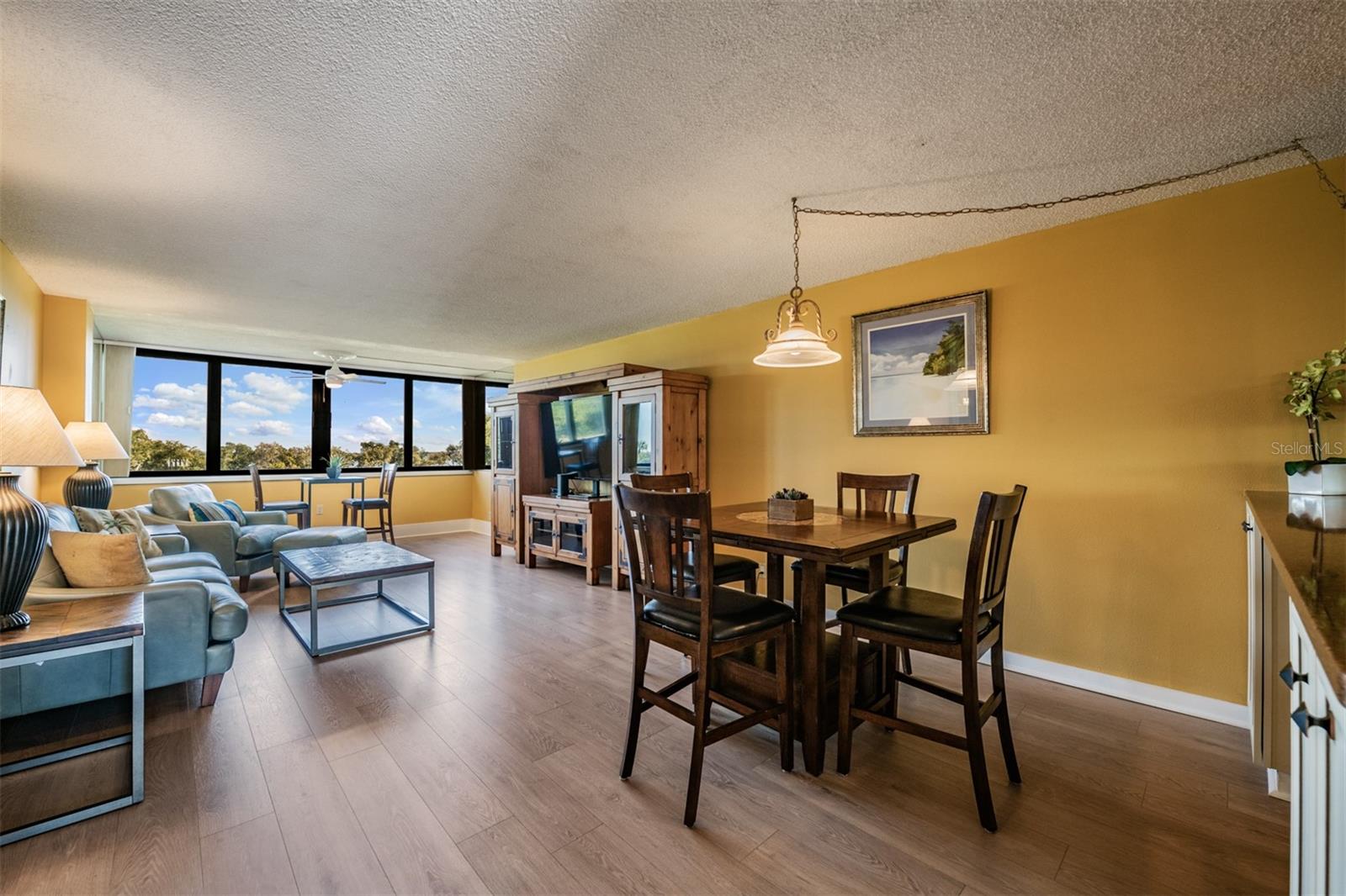 Image 8 of 46 For 2618 Cove Cay Drive 204