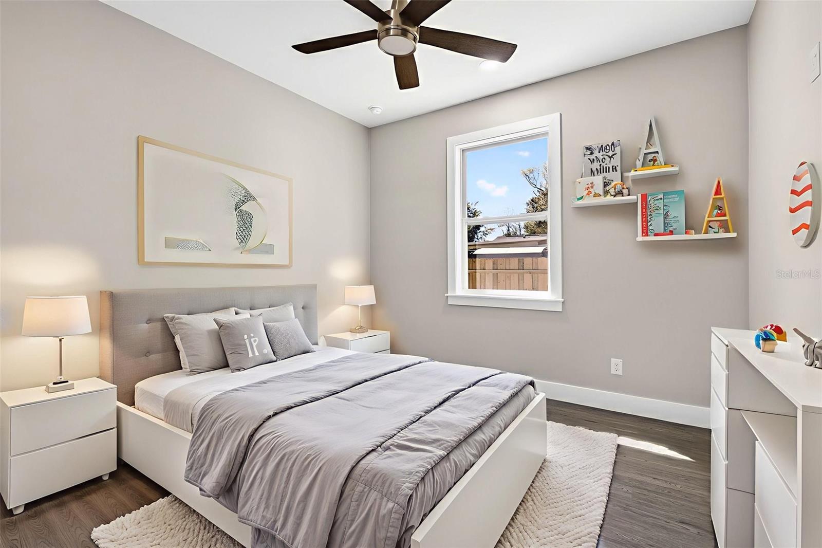 Image 31 of 71 For 284 Roosevelt Avenue