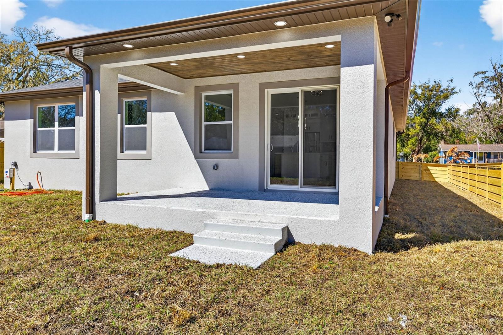 Image 56 of 71 For 284 Roosevelt Avenue