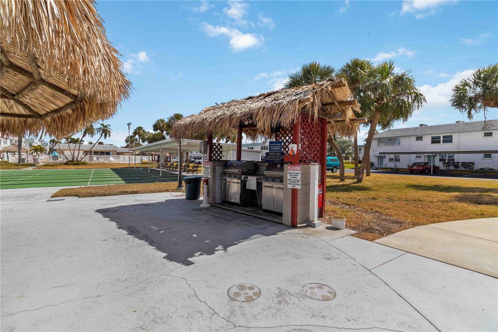 Image 21 of 46 For 5347 81st Lane 24