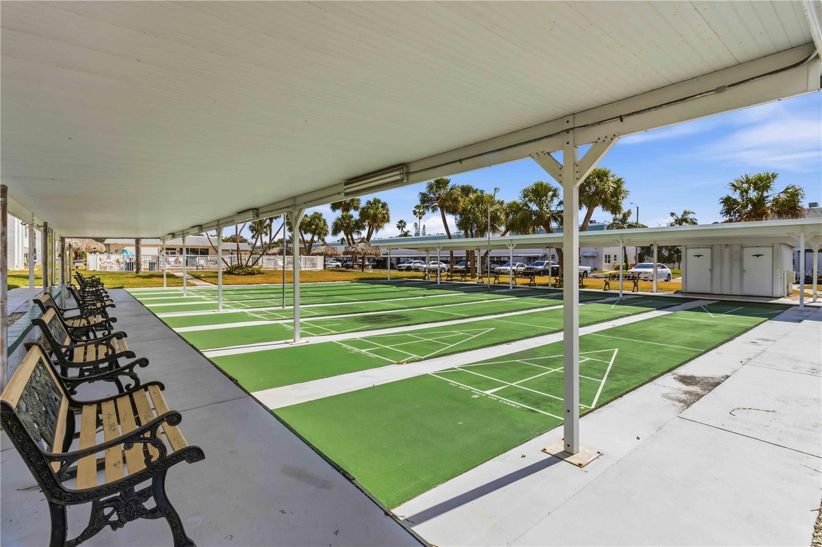 Image 25 of 46 For 5347 81st Lane 24