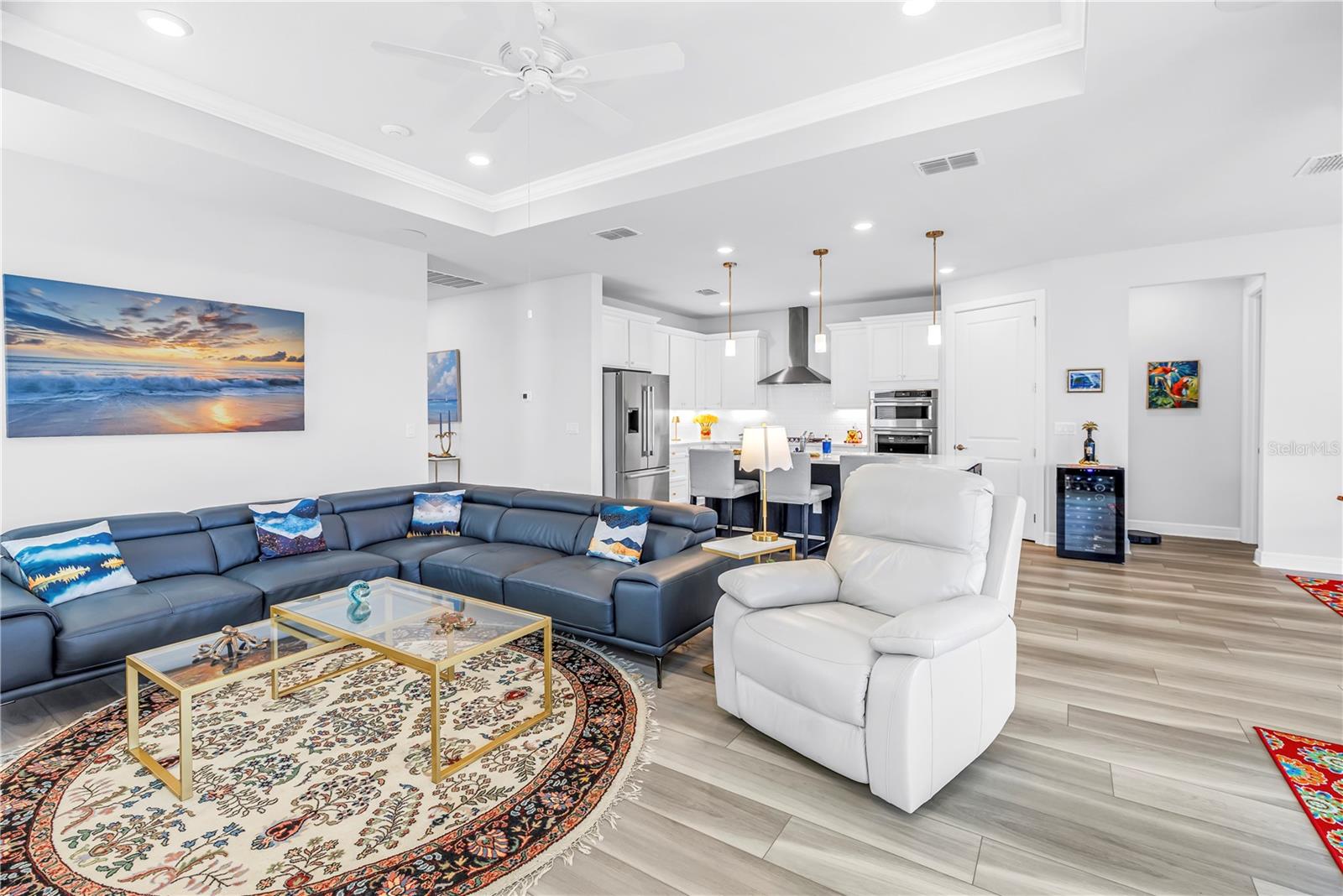 Image 15 of 40 For 8721 Ocean Tides Cove