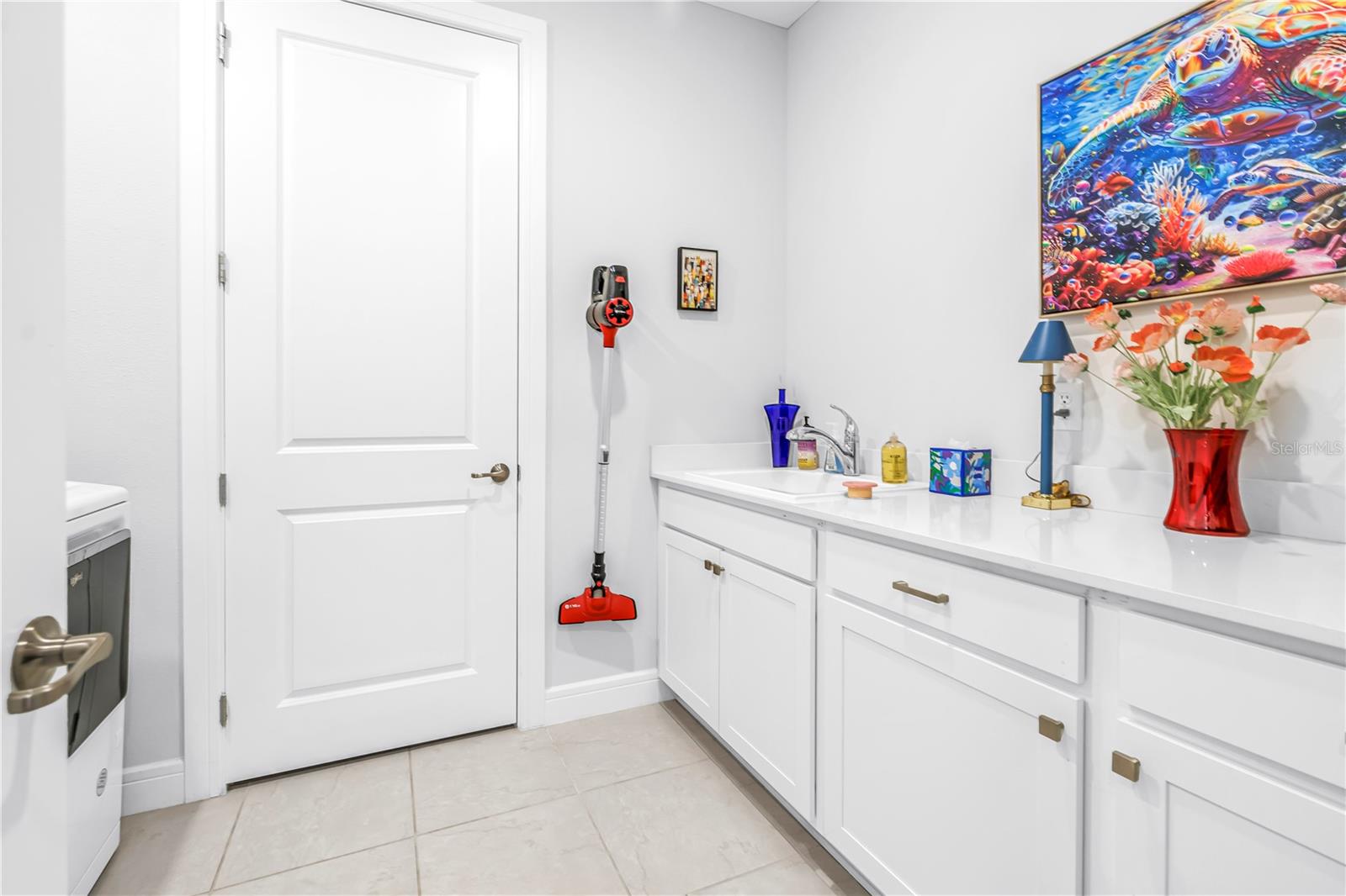 Image 32 of 40 For 8721 Ocean Tides Cove