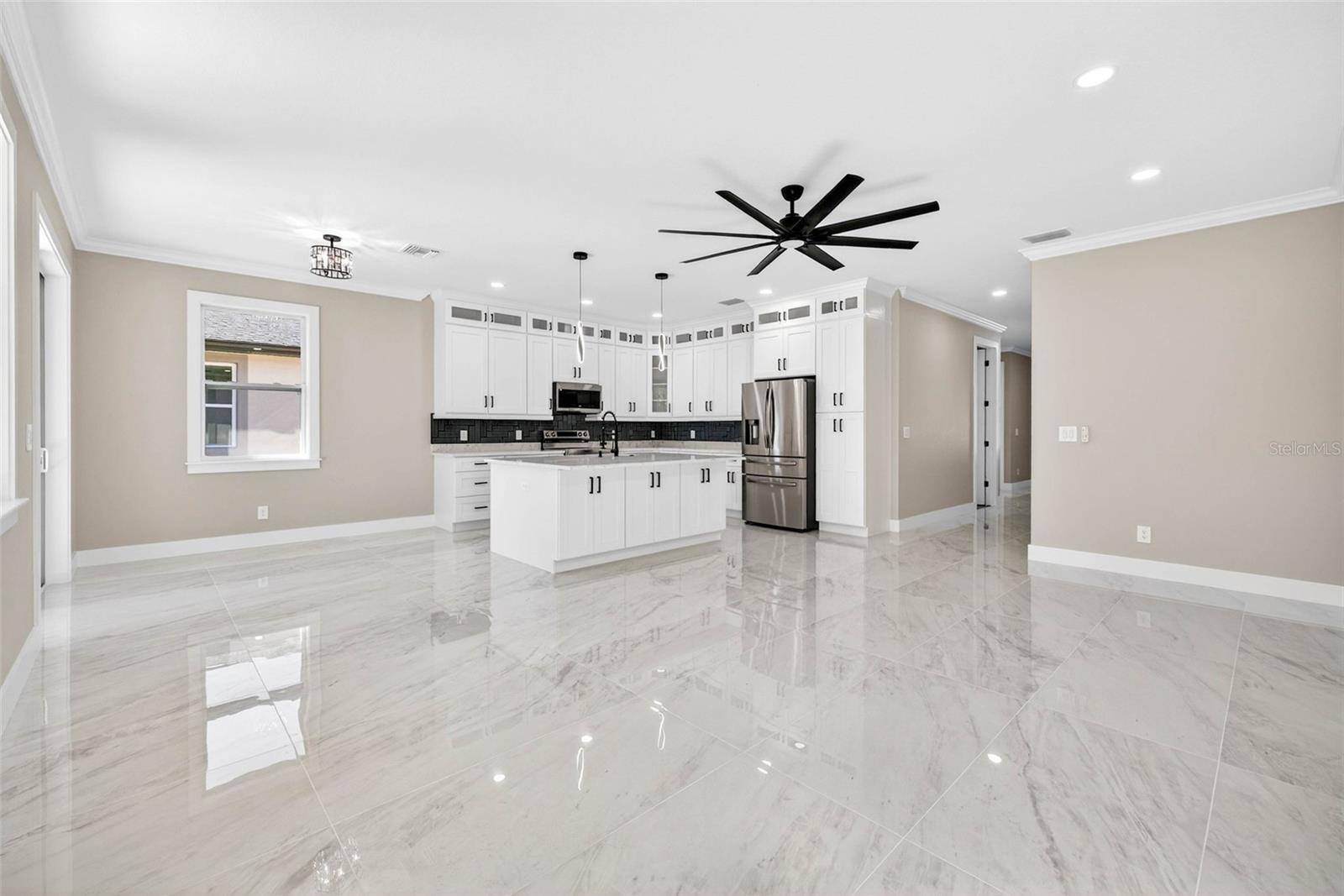 Image 13 of 64 For 288 Roosevelt Avenue