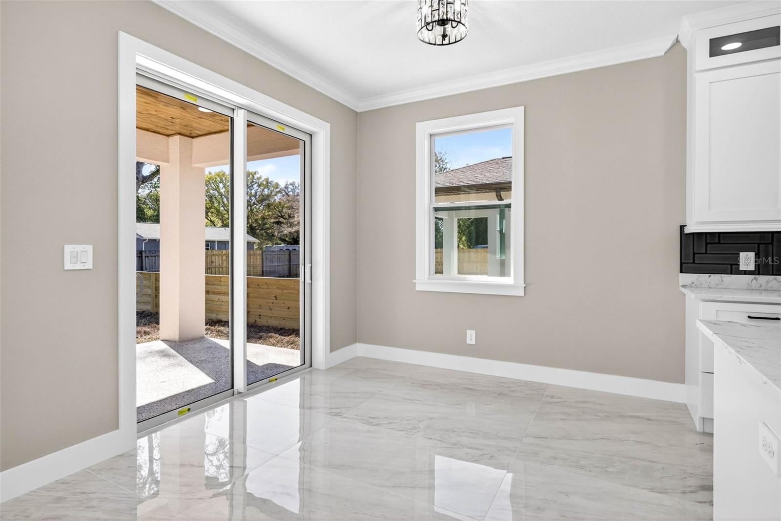 Image 16 of 64 For 288 Roosevelt Avenue