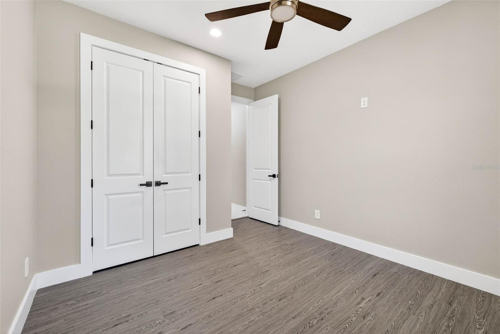 Image 29 of 64 For 288 Roosevelt Avenue