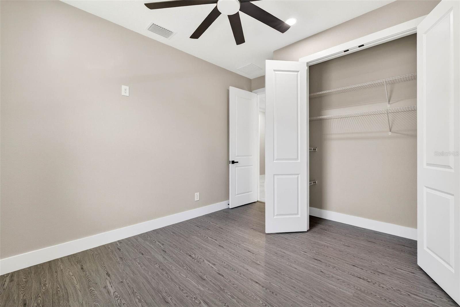 Image 33 of 64 For 288 Roosevelt Avenue