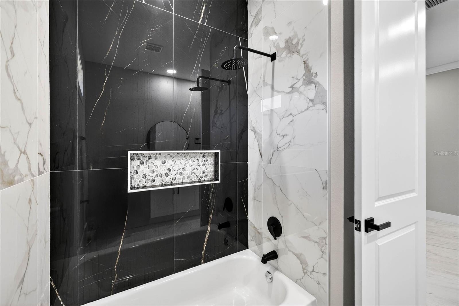 Image 35 of 64 For 288 Roosevelt Avenue