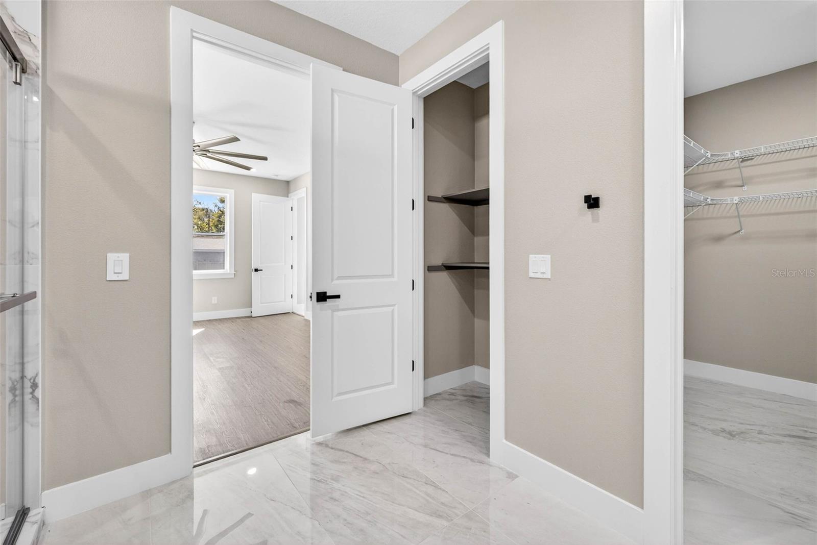 Image 42 of 64 For 288 Roosevelt Avenue