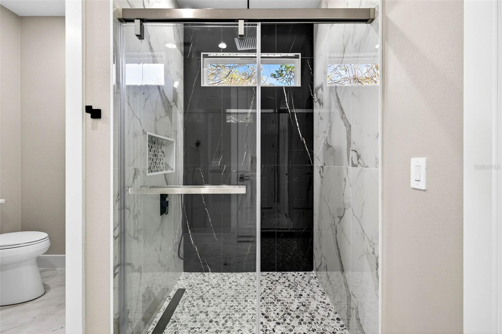 Image 44 of 64 For 288 Roosevelt Avenue