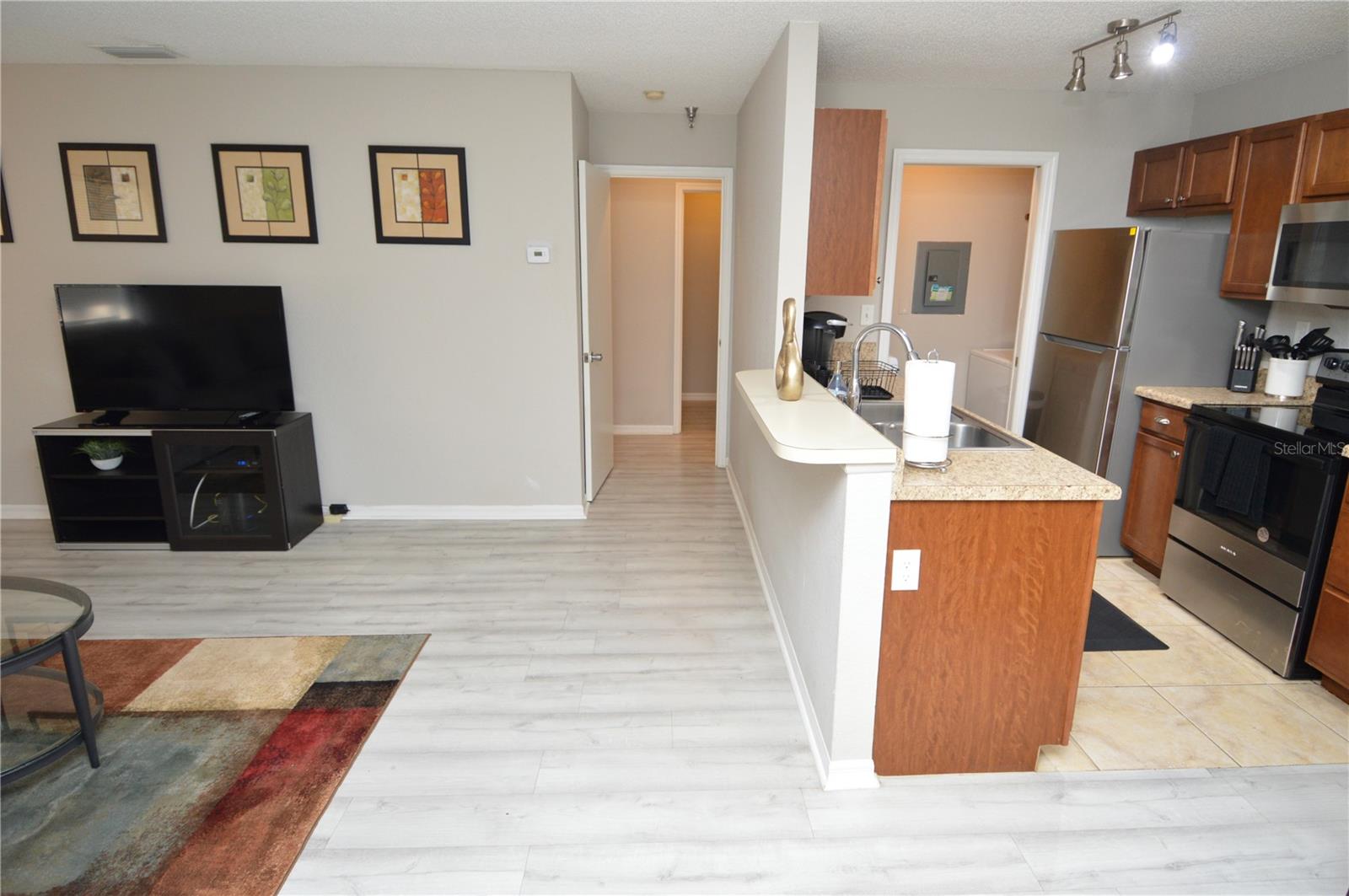 Image 16 of 100 For 10265 Gandy Boulevard N 1711