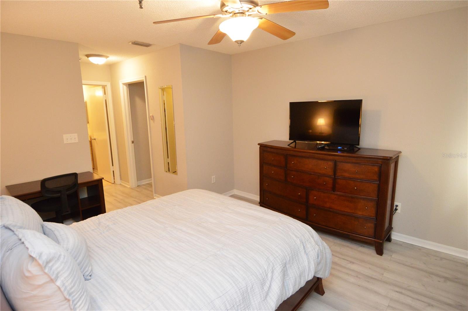 Image 41 of 100 For 10265 Gandy Boulevard N 1711