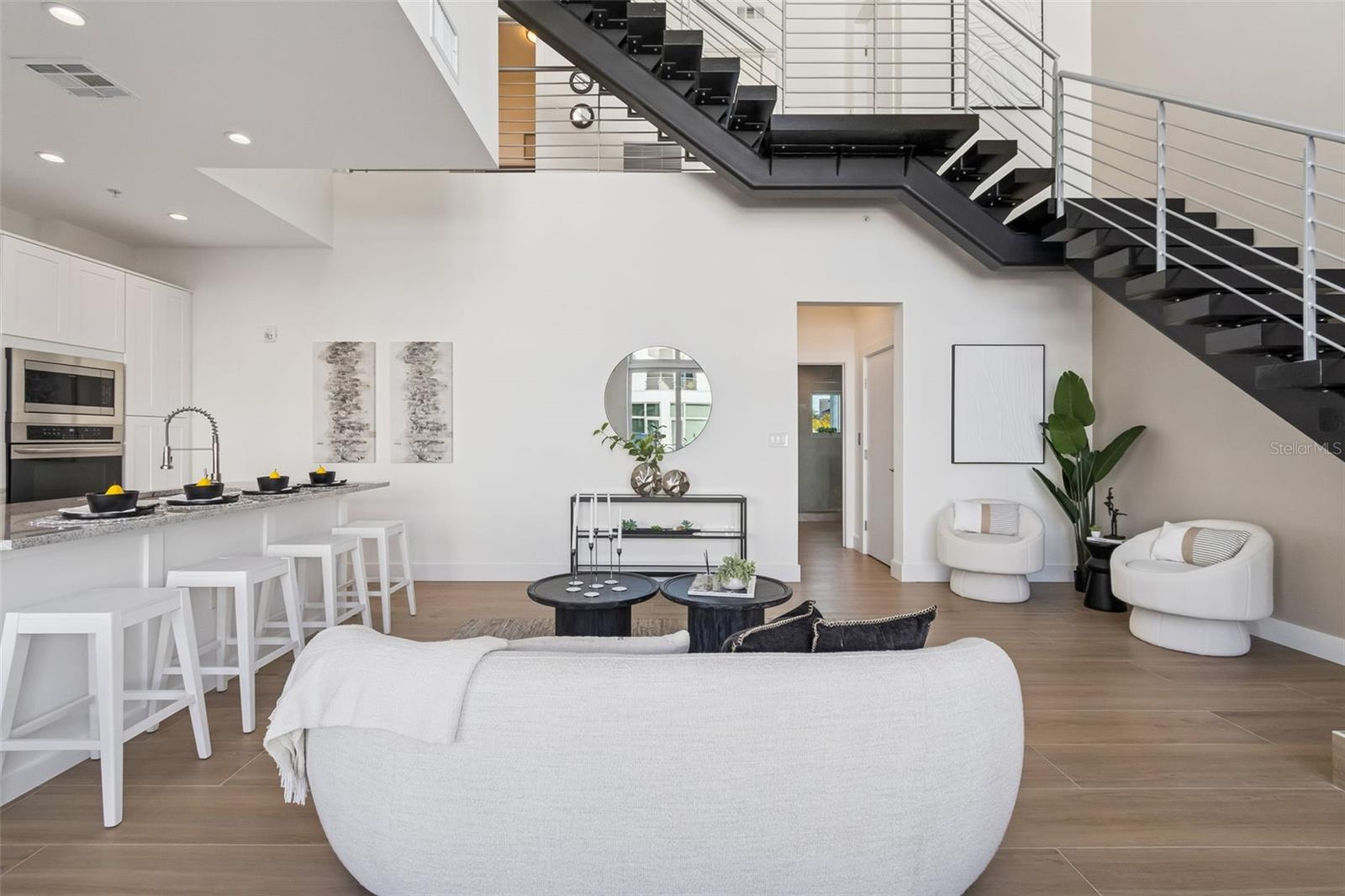 Image 29 of 100 For 1343 4th Street 202