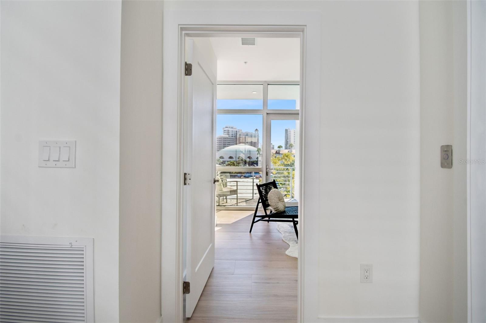 Image 50 of 100 For 1343 4th Street 202