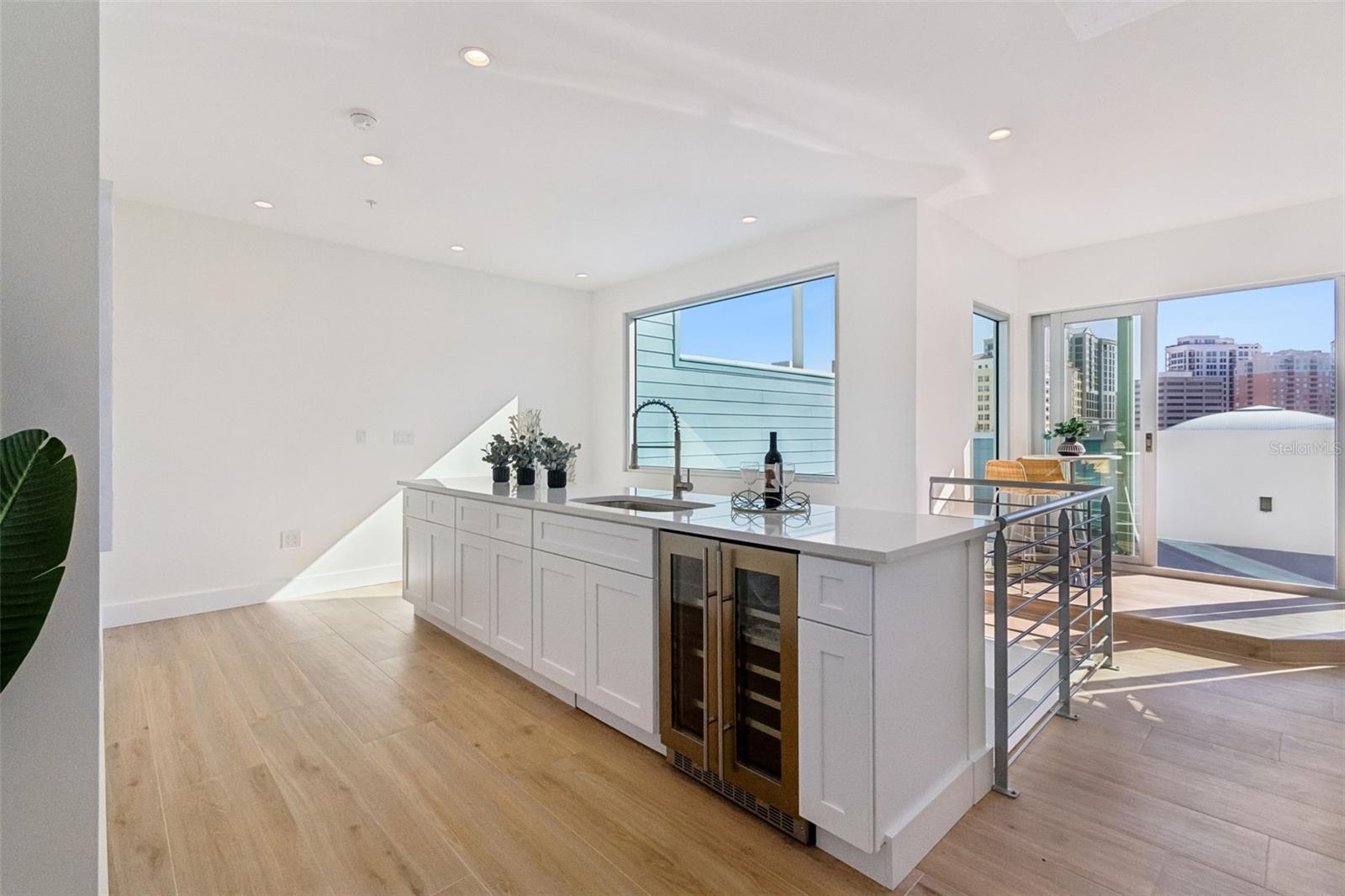 Image 6 of 100 For 1343 4th Street 202