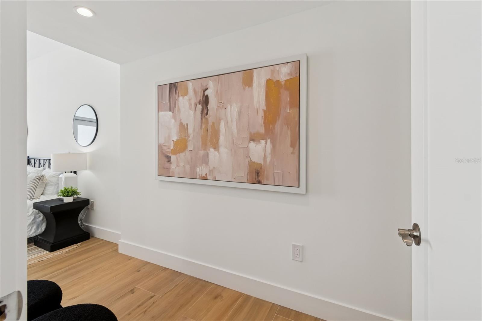 Image 60 of 100 For 1343 4th Street 202