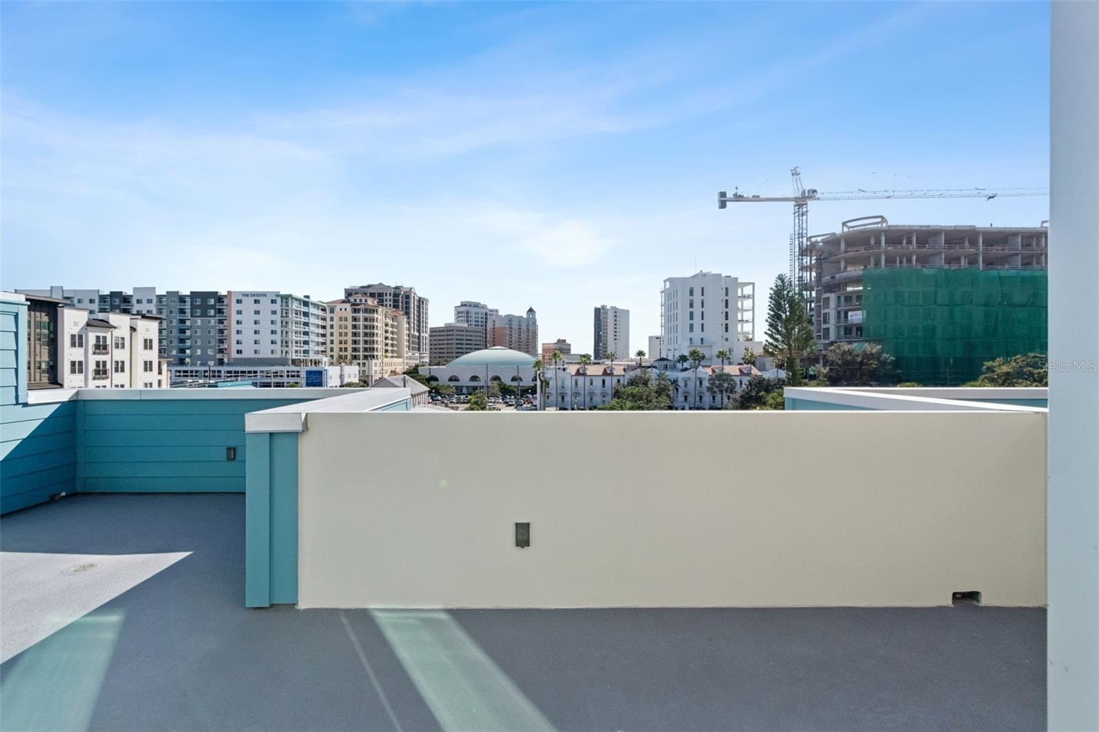 Image 7 of 100 For 1343 4th Street 202