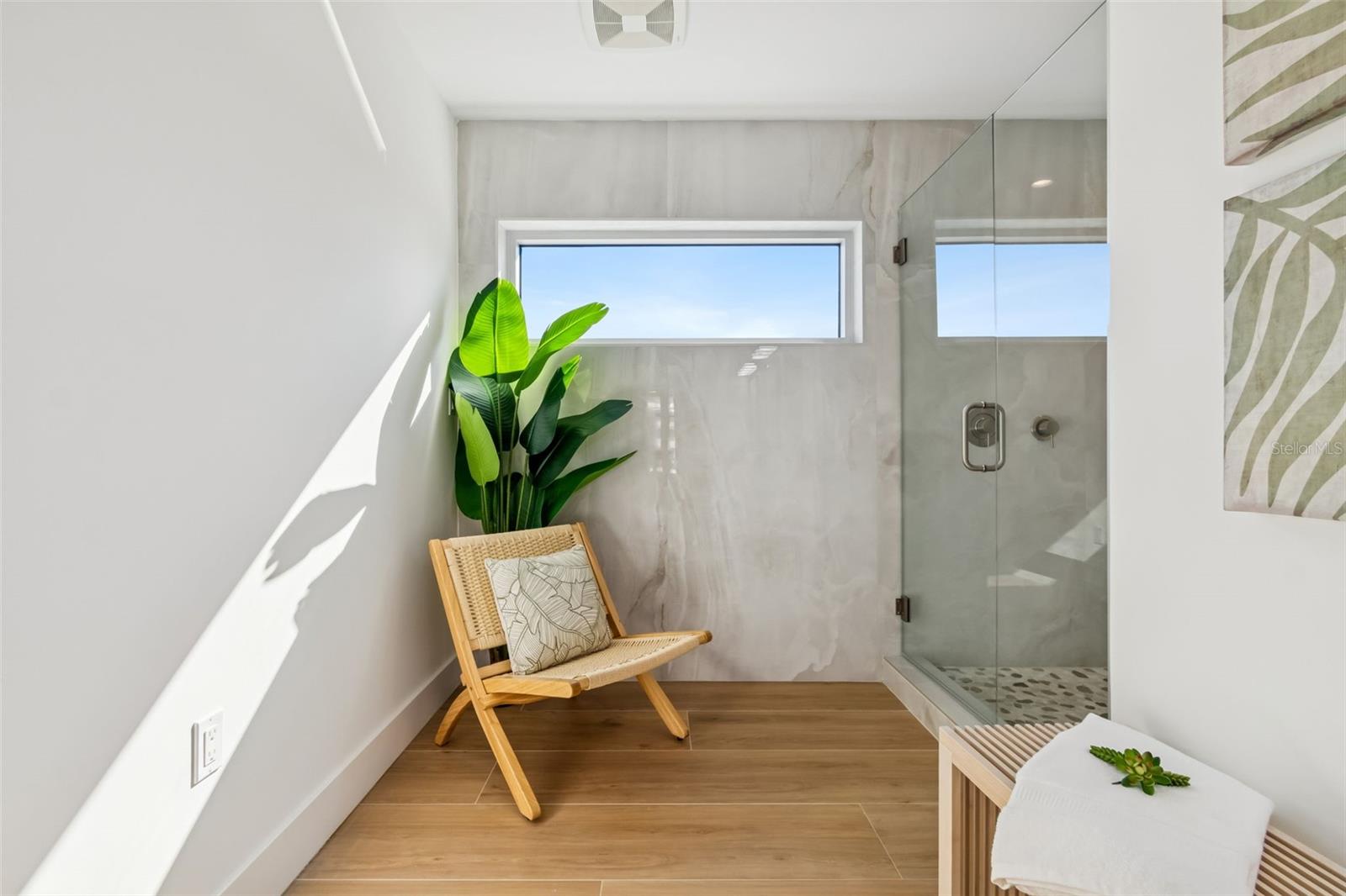 Image 70 of 100 For 1343 4th Street 202