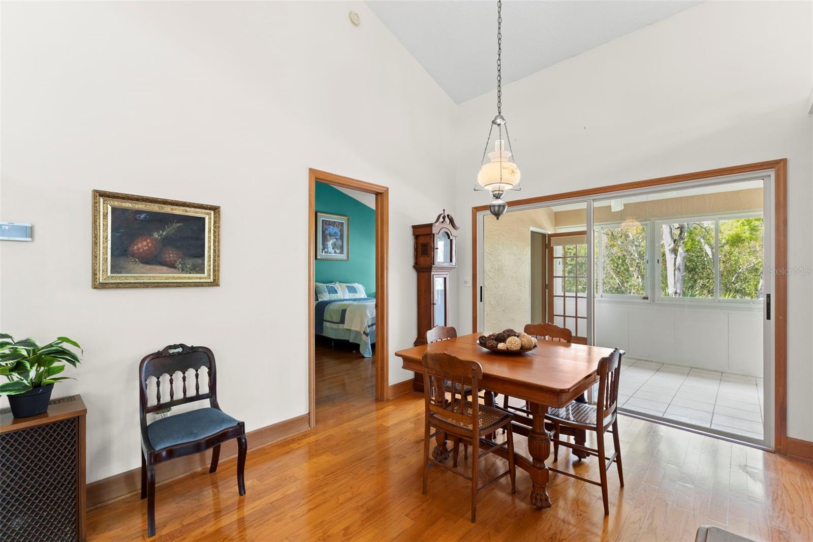 Image 17 of 55 For 3079 Branch Drive