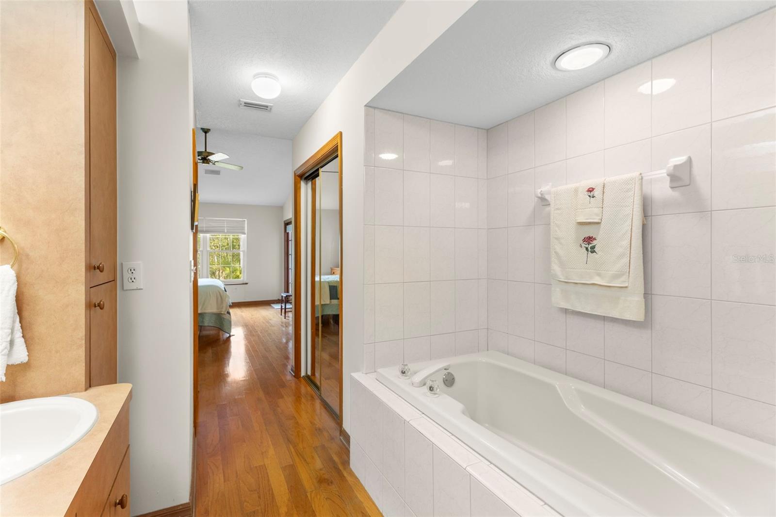 Image 22 of 55 For 3079 Branch Drive