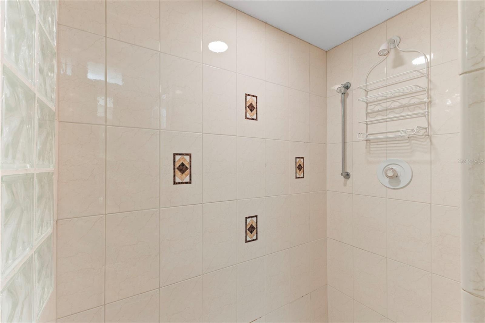 Image 24 of 55 For 3079 Branch Drive