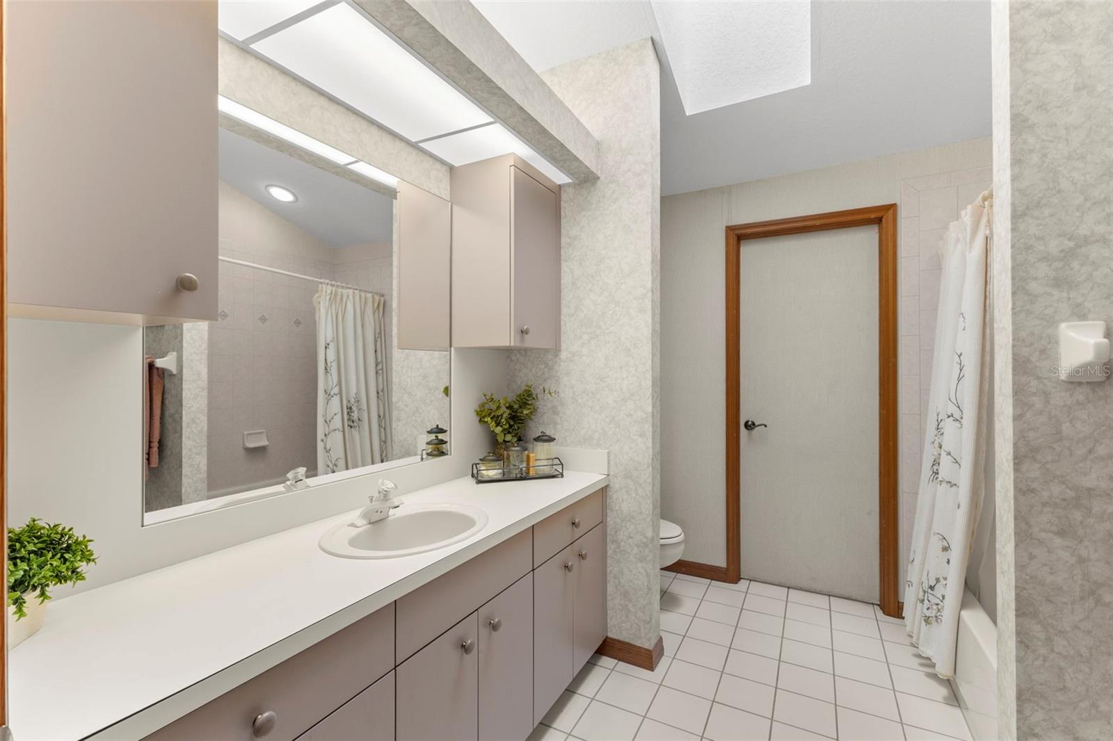 Image 31 of 55 For 3079 Branch Drive