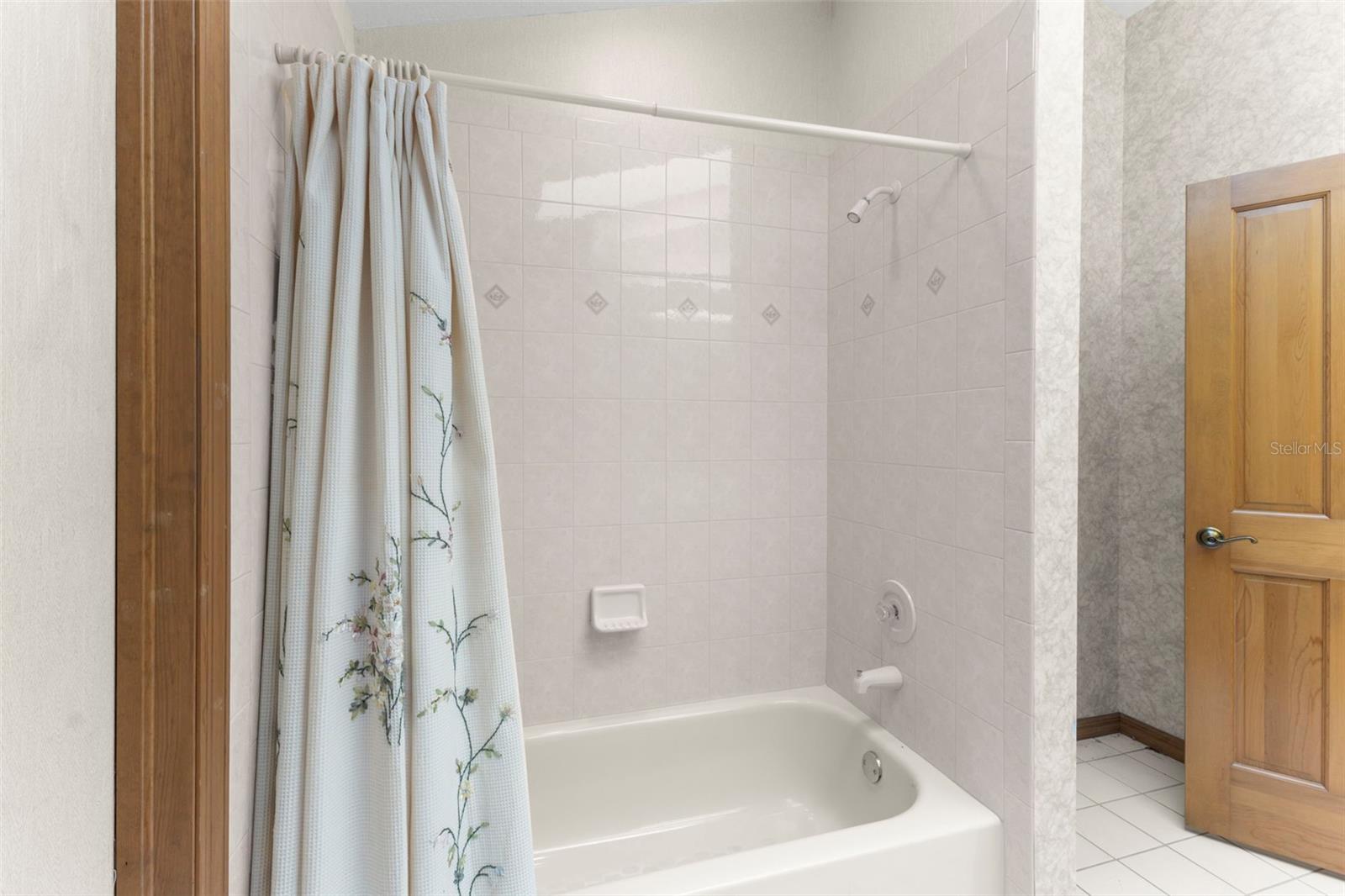 Image 32 of 55 For 3079 Branch Drive