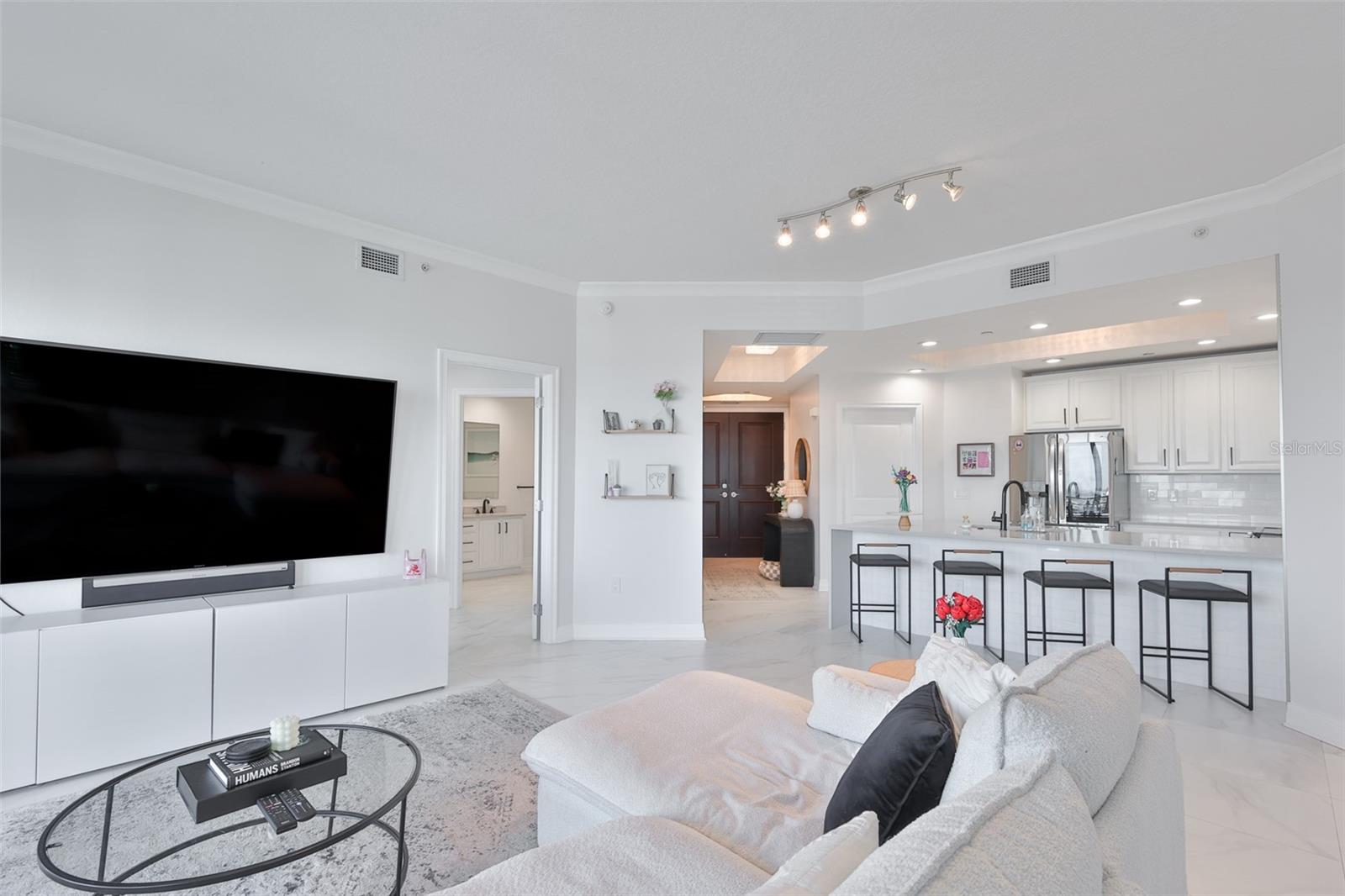 Image 12 of 63 For 449 12th Street 802