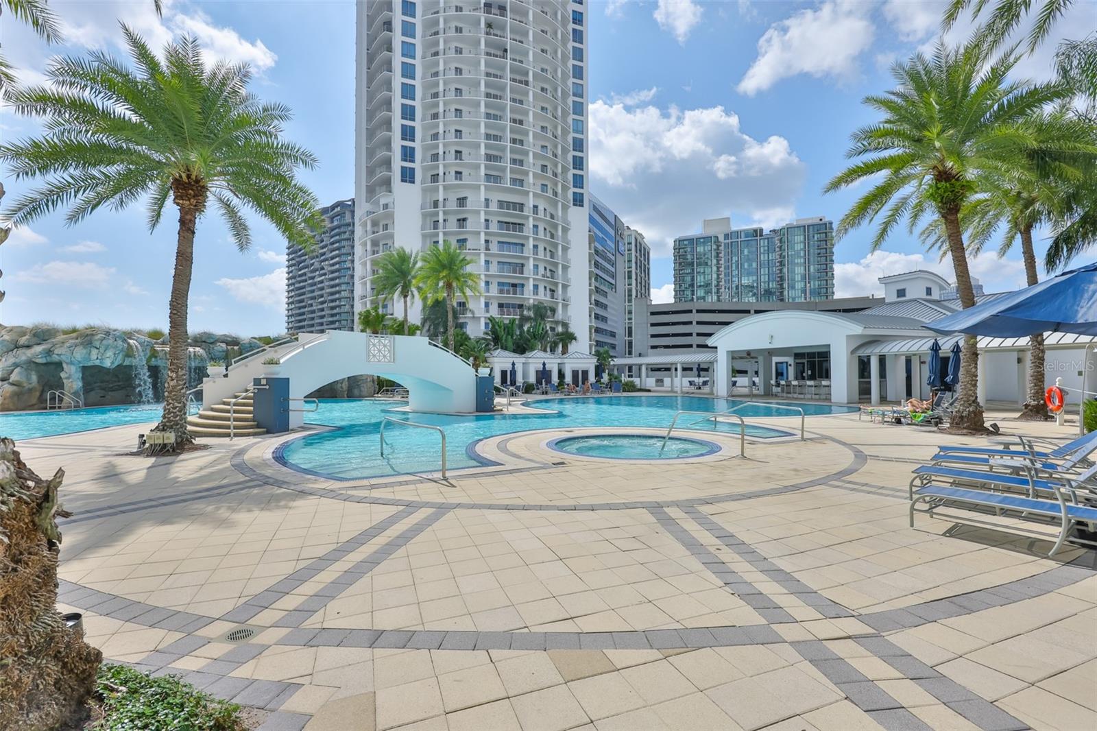 Image 2 of 63 For 449 12th Street 802