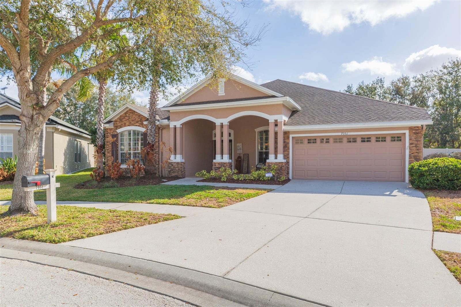 Details for 7051 Derwent Glen Circle, LAND O LAKES, FL 34637