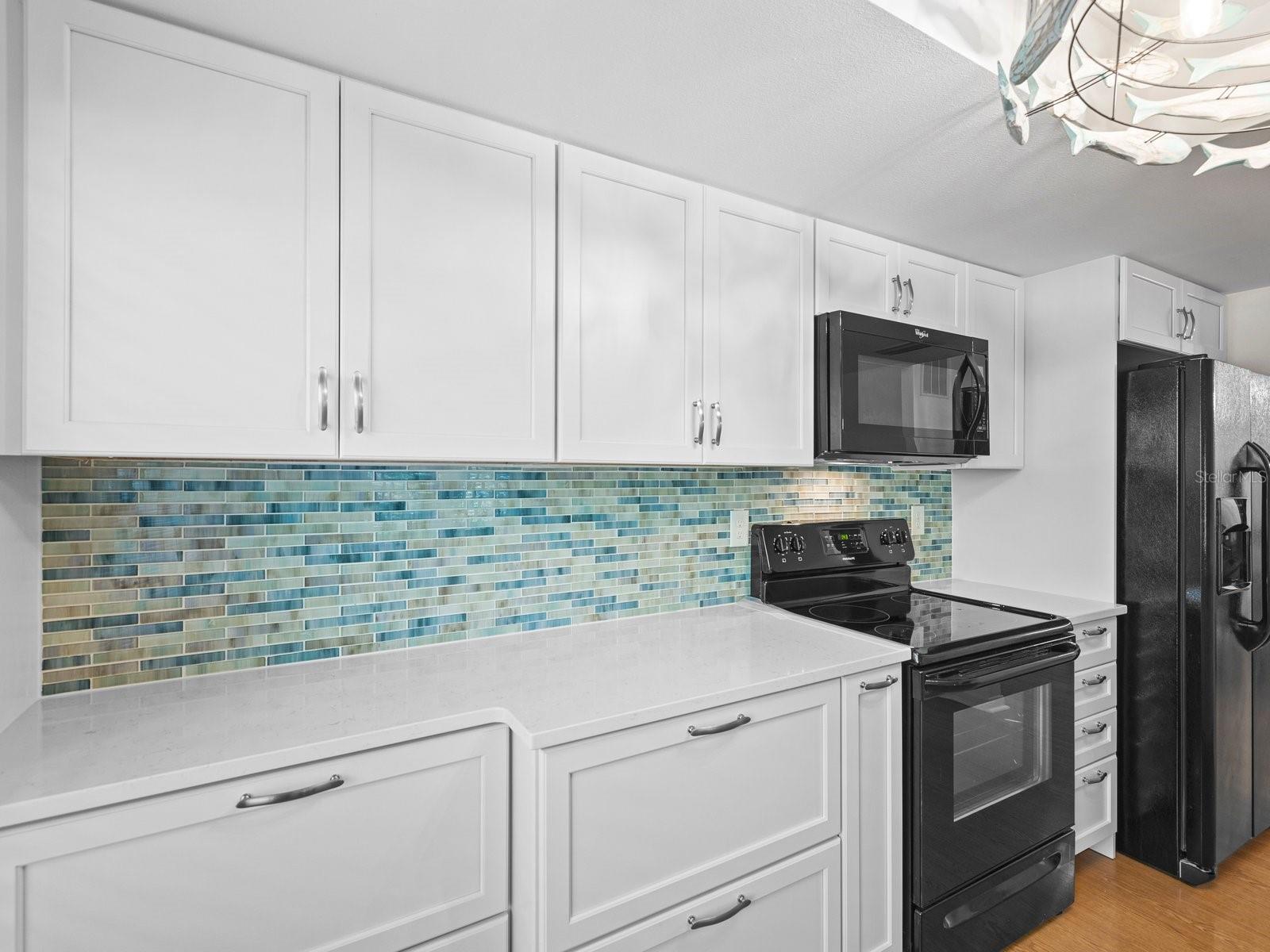 Image 5 of 41 For 1880 Whispering Way